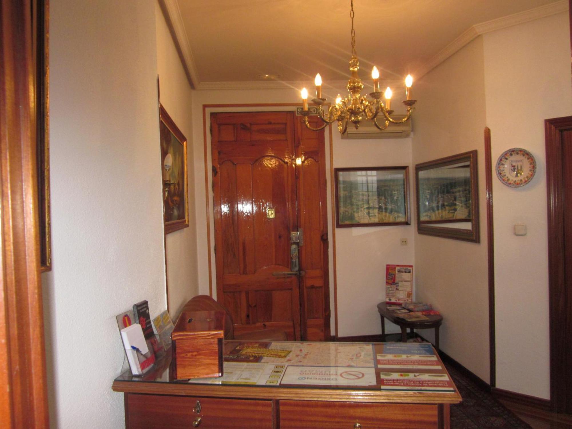 Hostal Splendid - Gran Via — Fotos 1